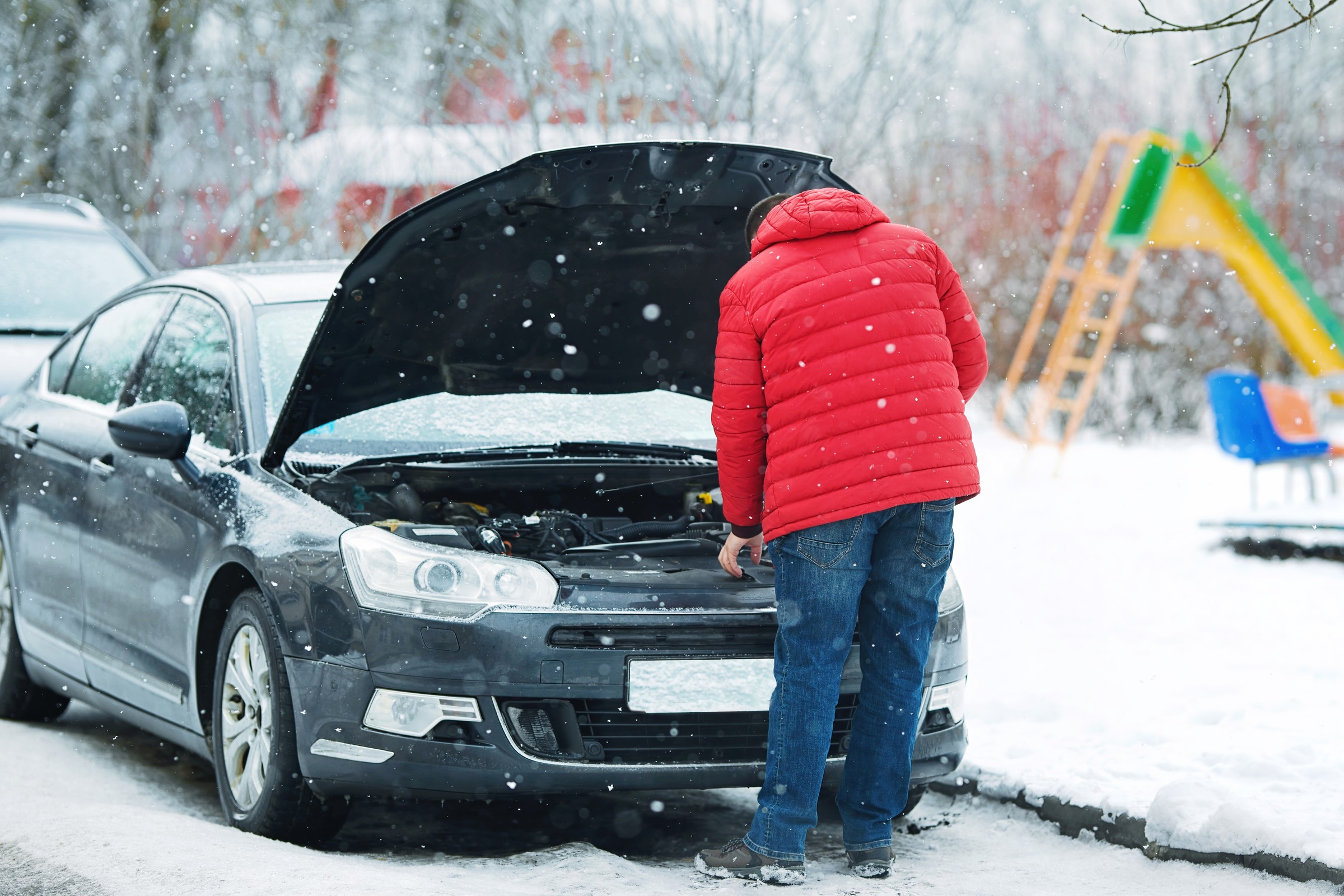 Przy jakim mrozie twój samochód nigdzie nie pojedzie? Oto odpowiedź
