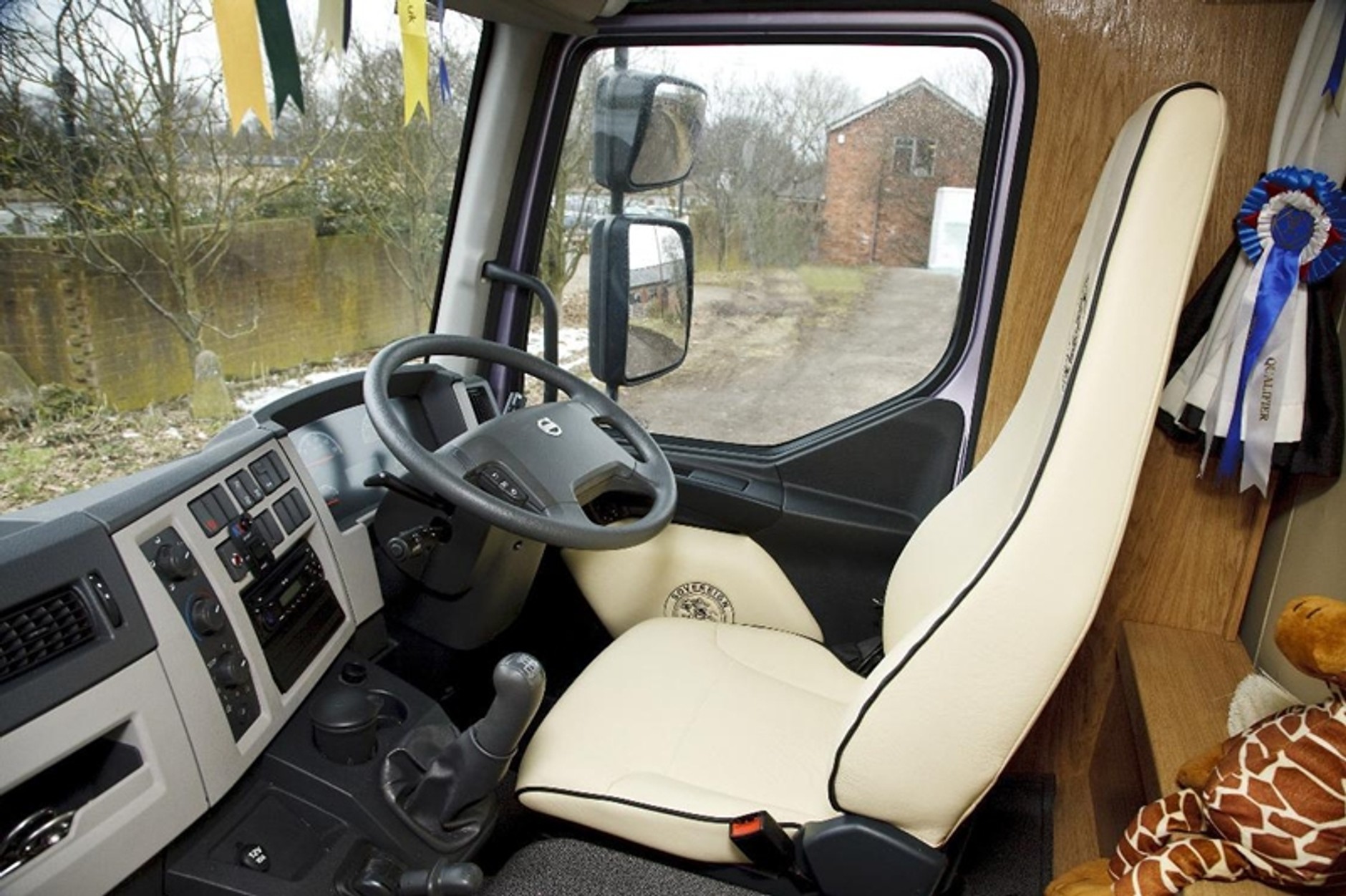 Musicie przewieźć w luksusowych warunkach pięć koni? Mam rozwiązanie.