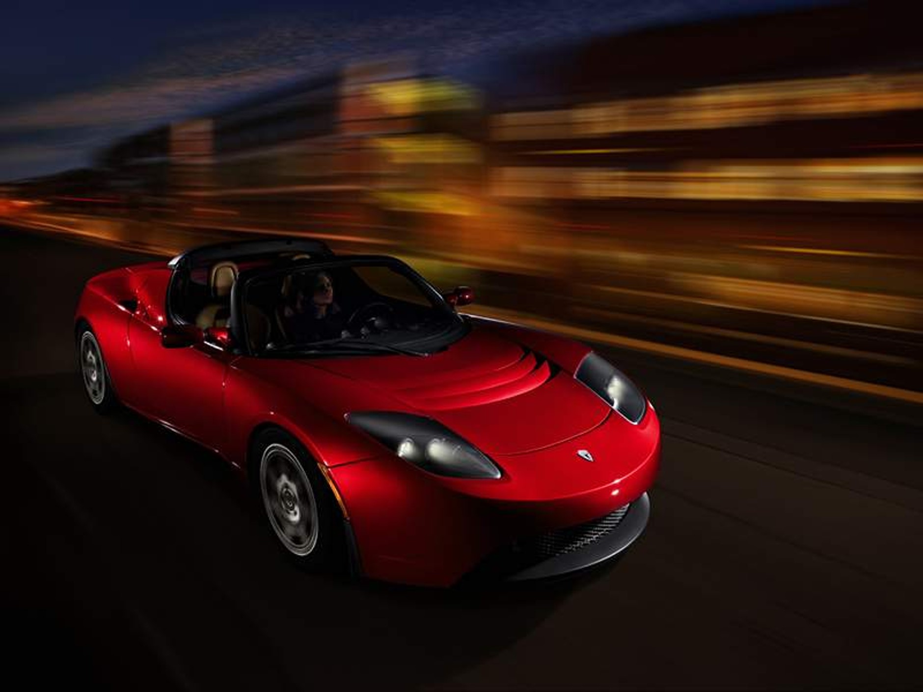 Tesla Roadster: debiut supersportowego auta z napędem elektrycznym