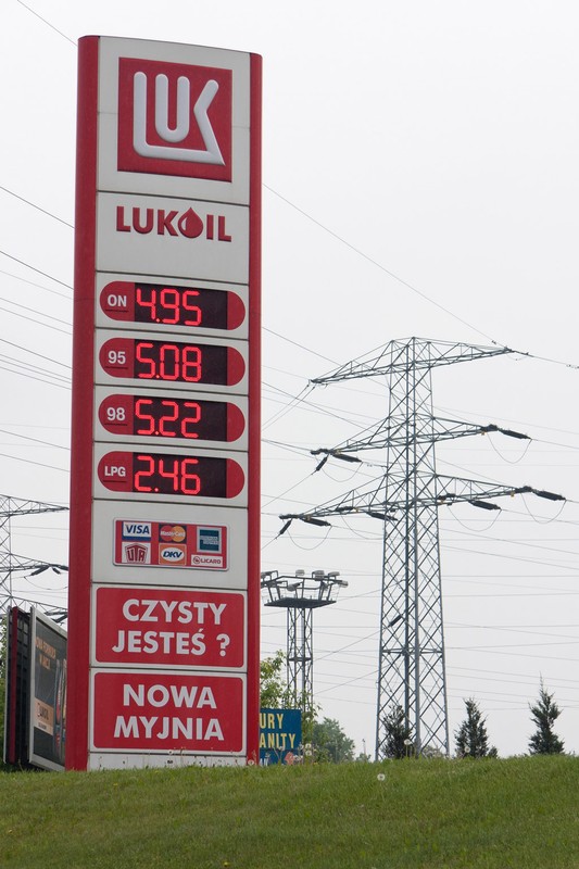 Jak powstaje paliwo?