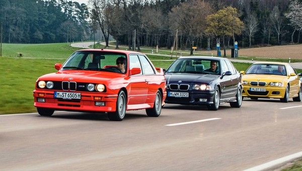 BMW M3 bez zbędnych bzdur i błyskotek pod maską