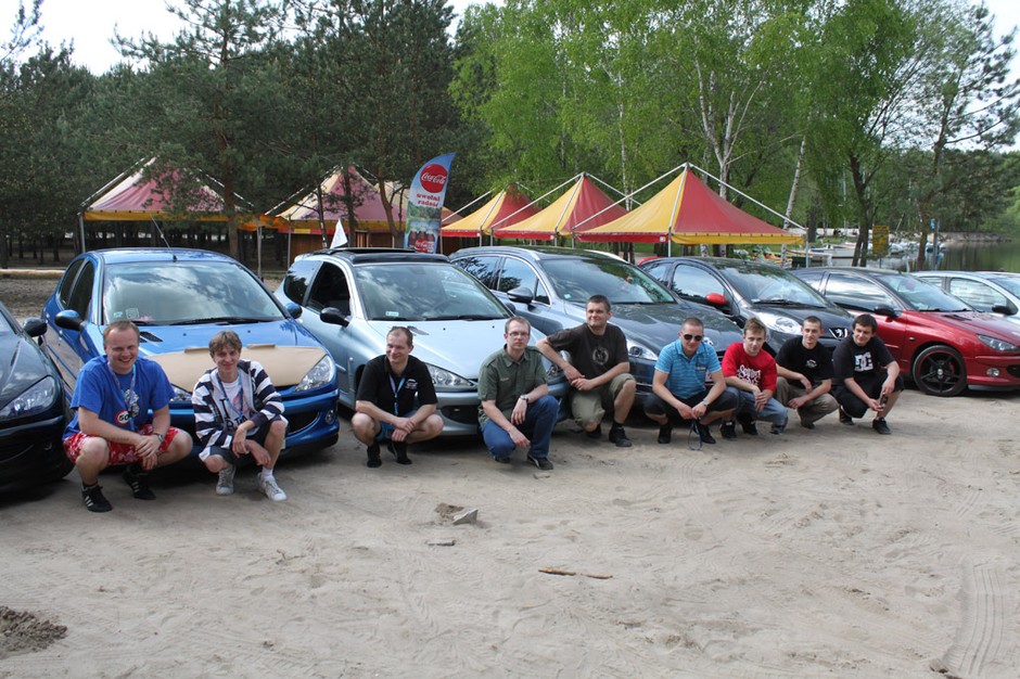 Zlot 206club.net: 50 Peugeotów w jednym miejscu