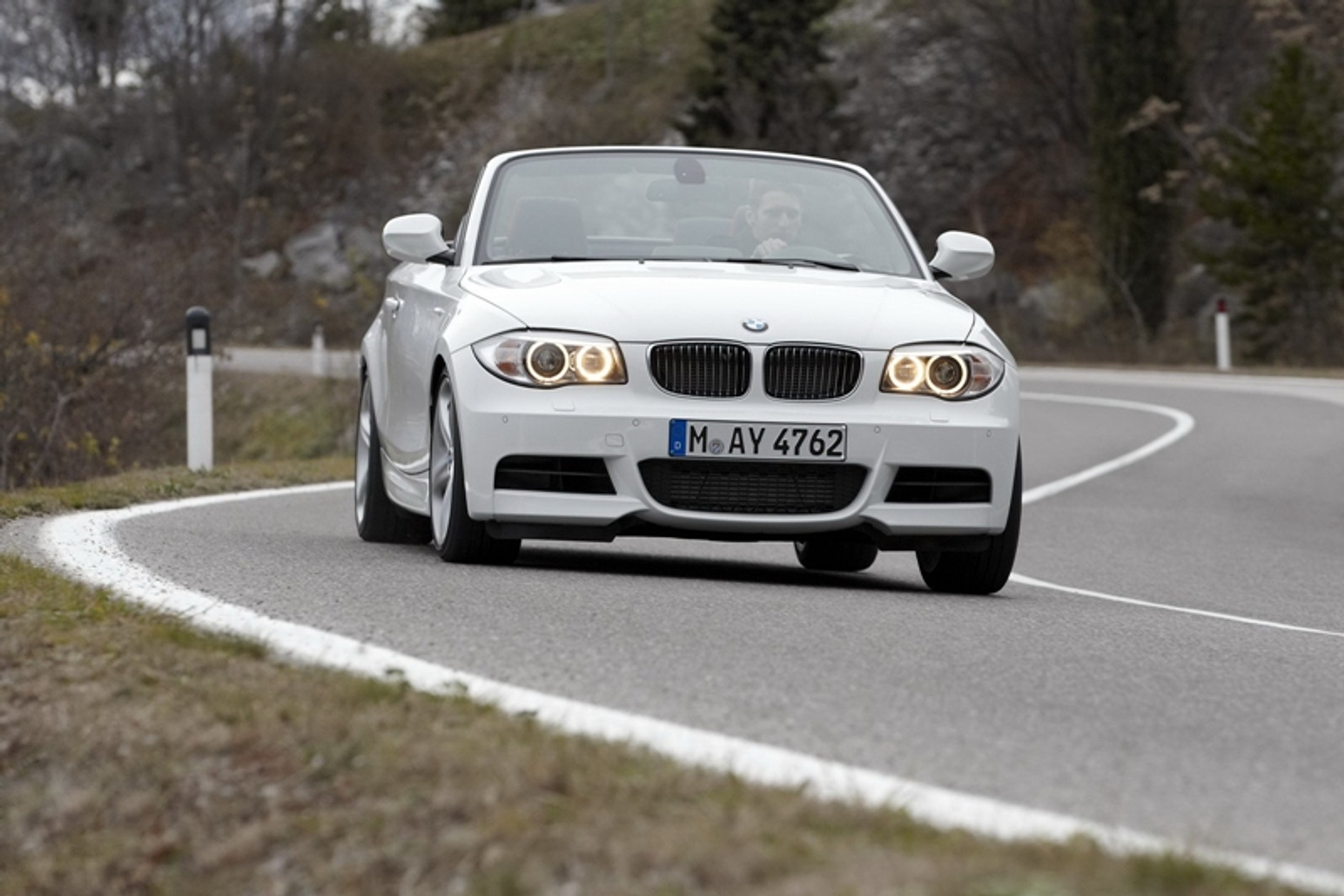 BMW serii 1 tak odmieniona, że aż taka sama