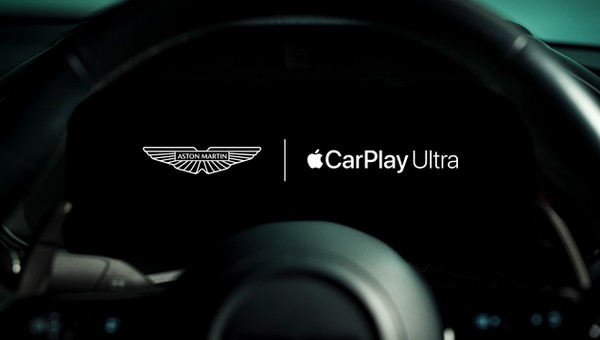 Aston Martin Apple CarPlay Ultra