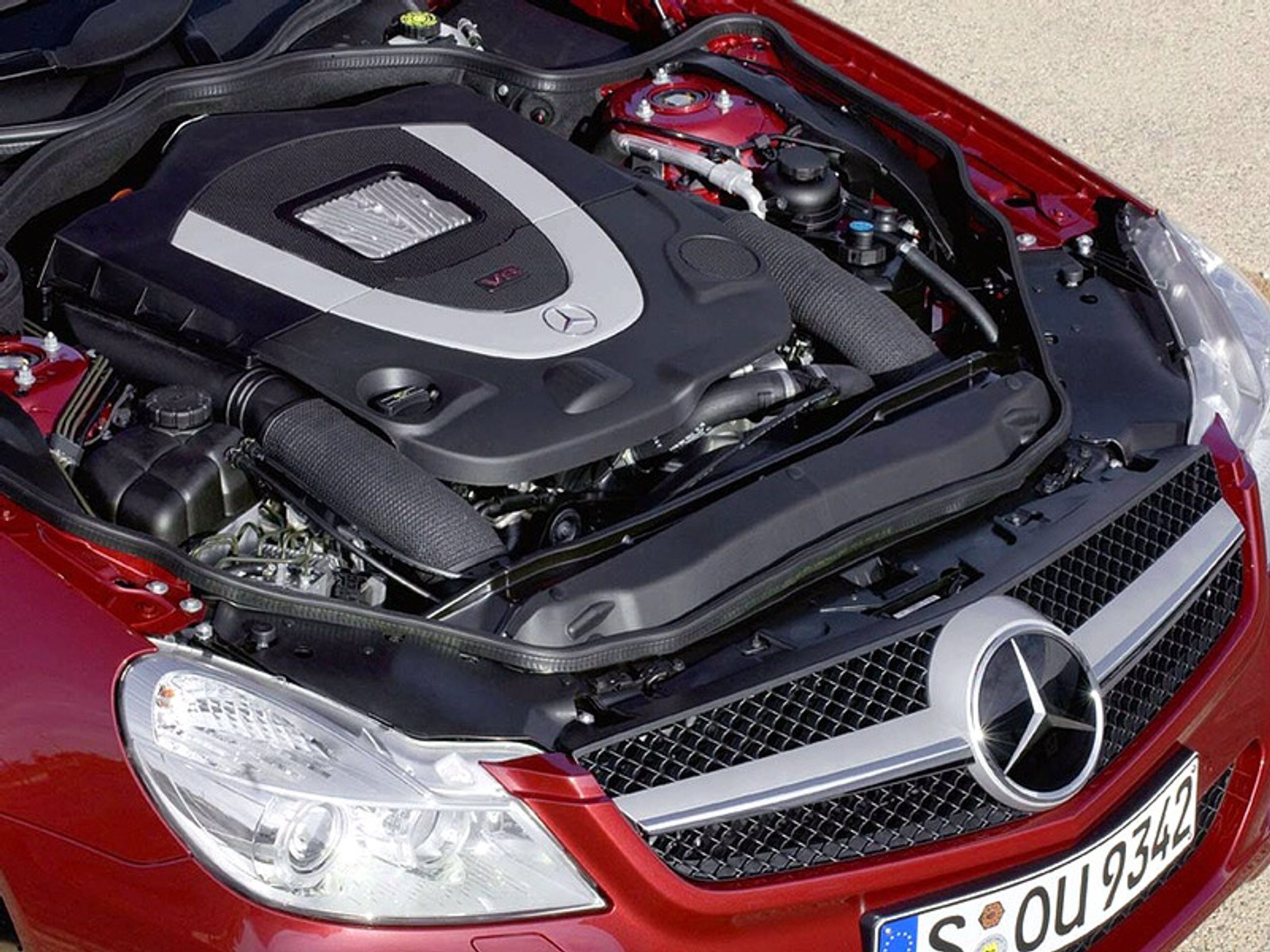 Mercedes-Benz SL – radykalna zmiana na drugą połowę cyklu modelowego