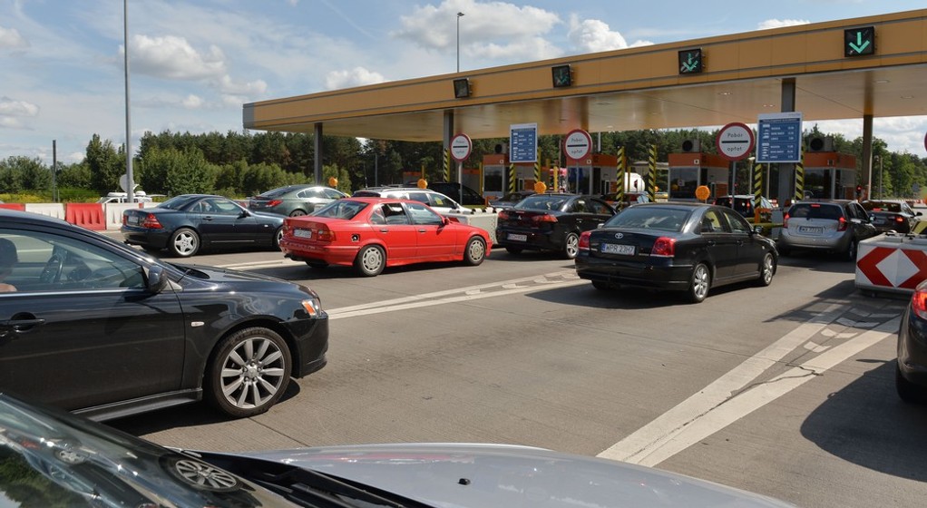 Autostrada A1 - kilometrowy korek przed punktem poboru opłat w Nowej Wsi