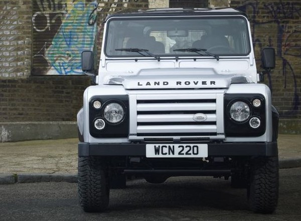 Land Rover Defender X-Tech - premiera w Brukseli