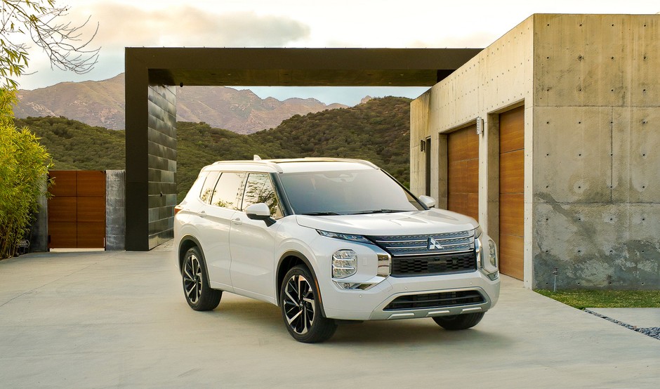 Mitsubishi Outlander IV