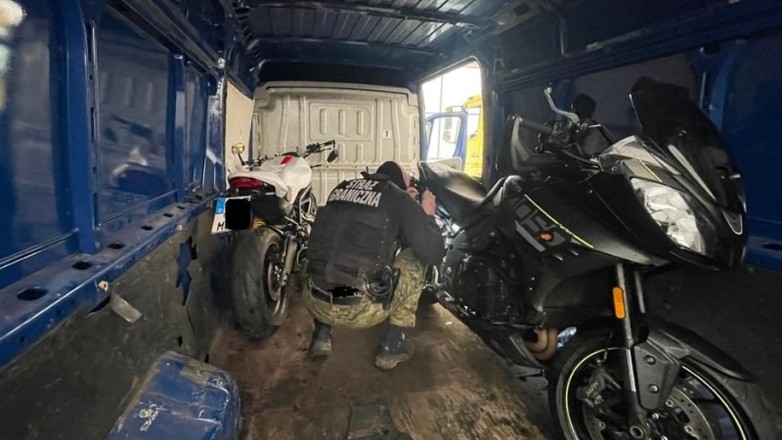 Straż graniczna ścigała kierowcę busa