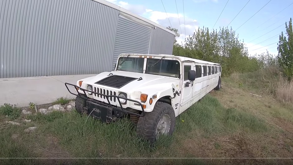 Porzucony Hummer