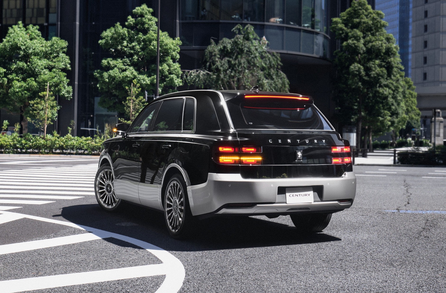 Toyota Century SUV