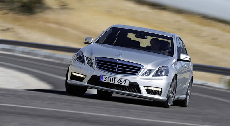 Mercedes-Benz E 63 AMG: pierwsze oficjalne zdjęcia i informacje