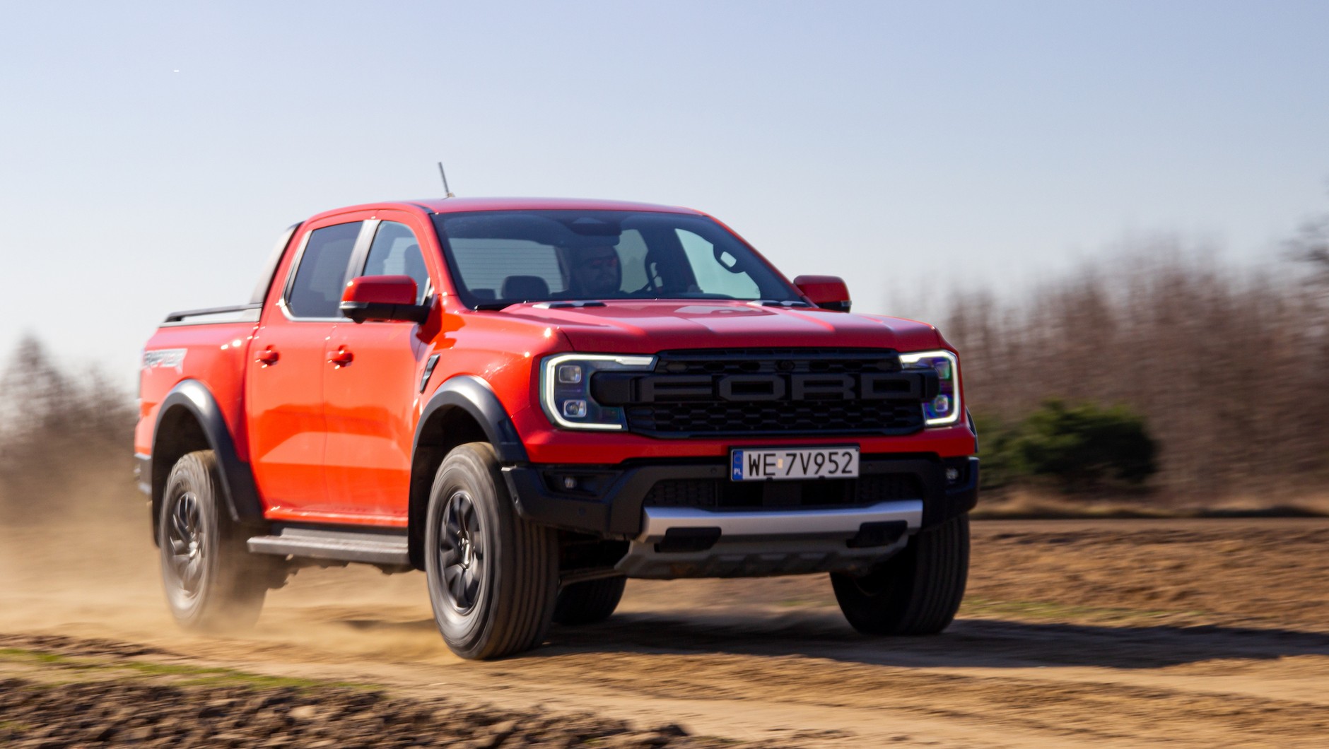 Ford Ranger Raptor uwiódł czytelników Auto Świata: w Moto Awards 2022 zatriumfował w kategorii Pikapy i Vany