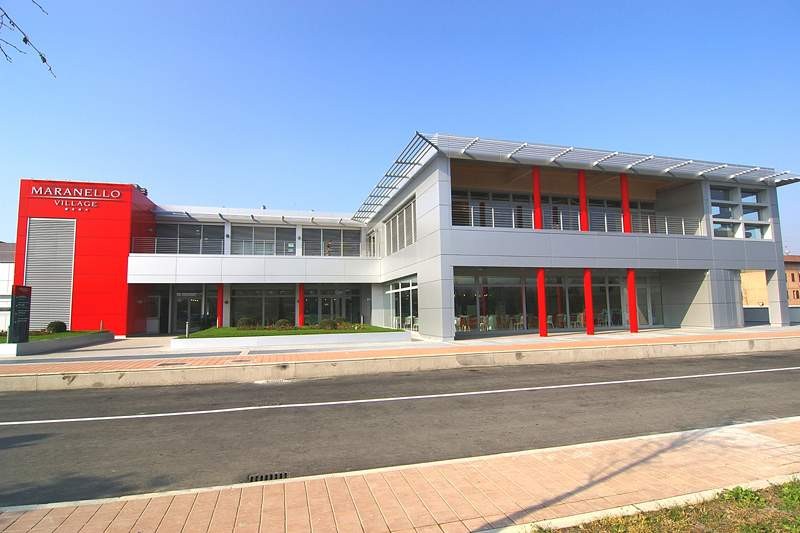 Maranello Village – pracujesz w Ferrari, zamieszkaj w Ferrari