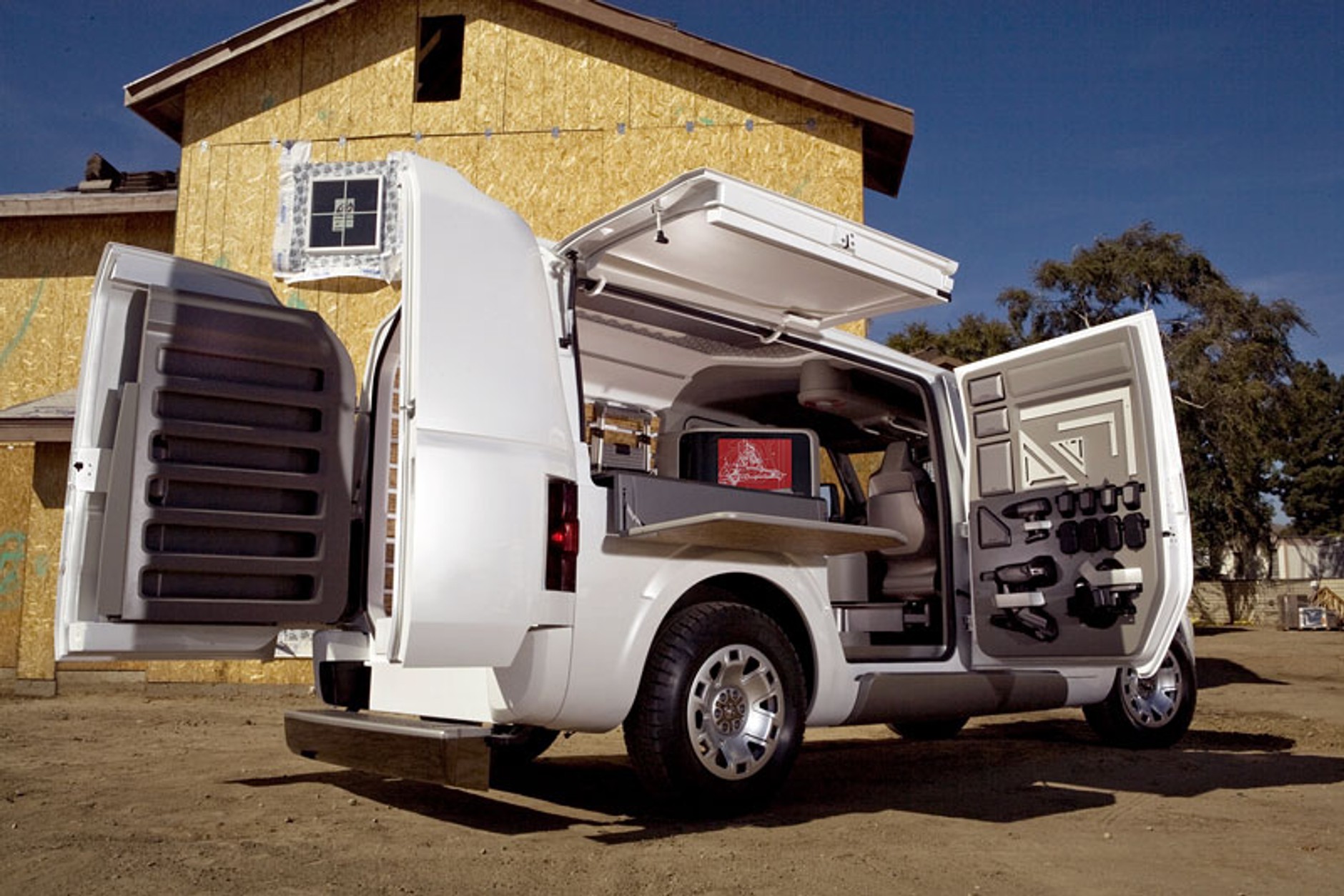 Nissan NV2500 Concept – nowe zdjęcia i bliższe informacje