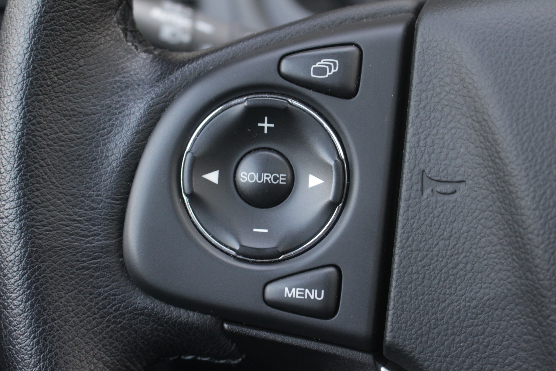 Honda CR-V 2.0 – jak stary, poczciwy kumpel | Test