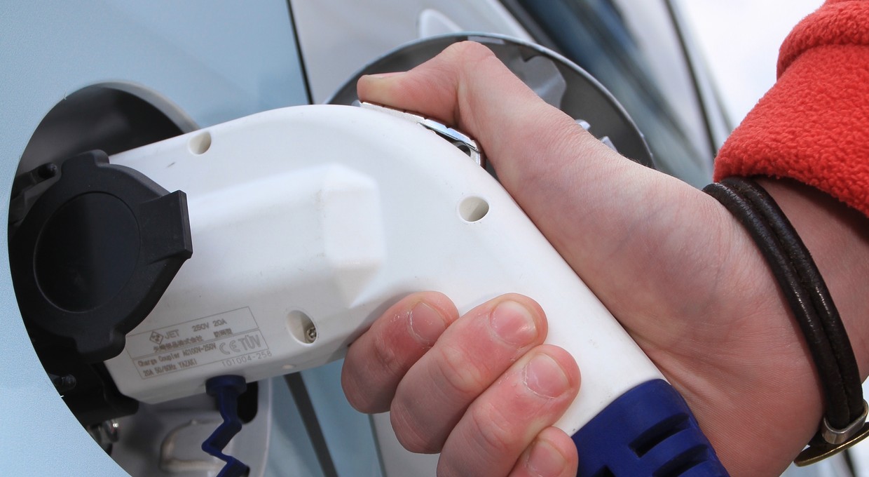 Chińczycy wybudują w Poznaniu fabrykę części do aut elektrycznych