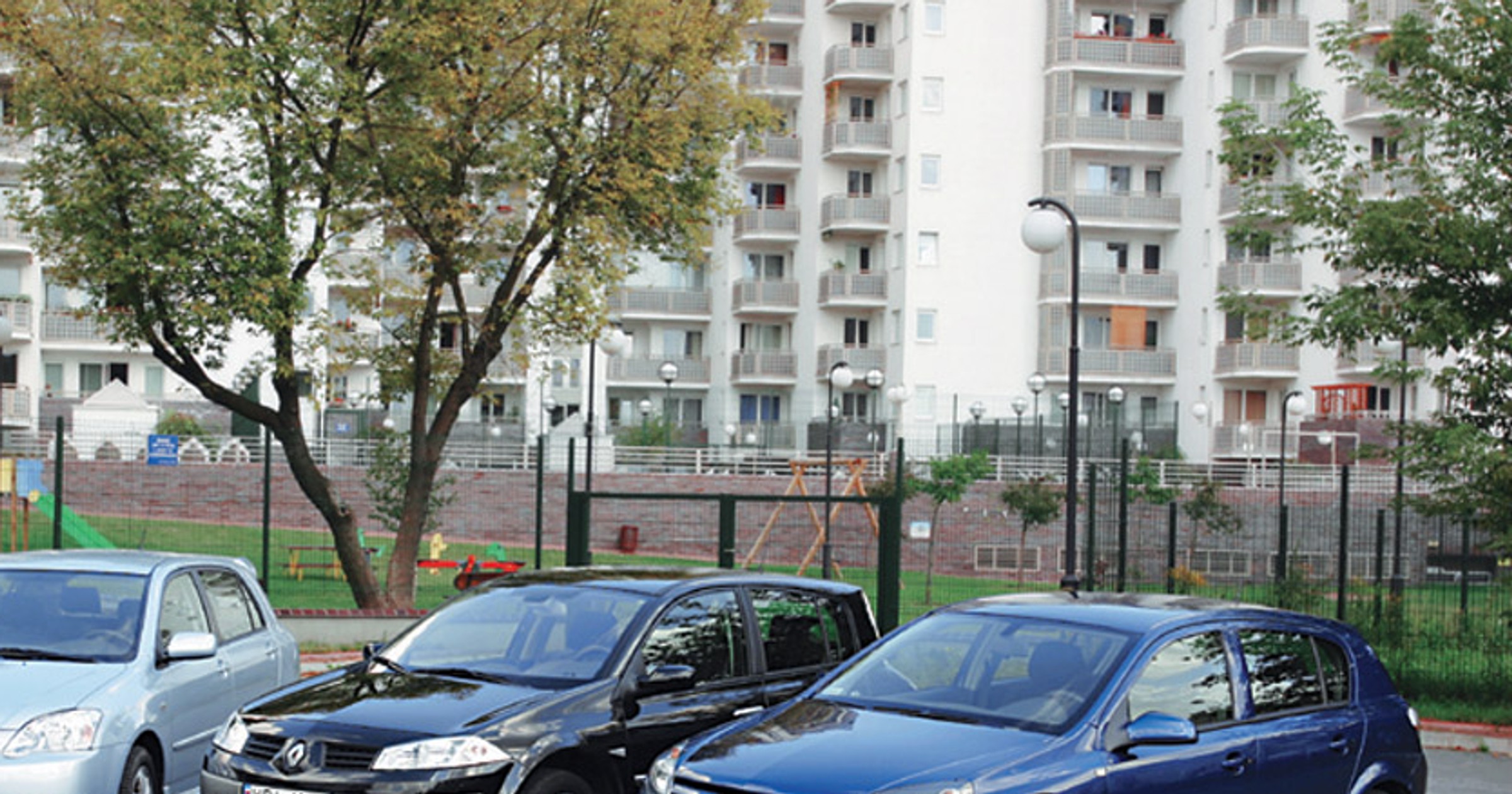 Kompakty ograniczonego ryzyka? Opel Astra kontra Renault Megane i Toyota Corolla