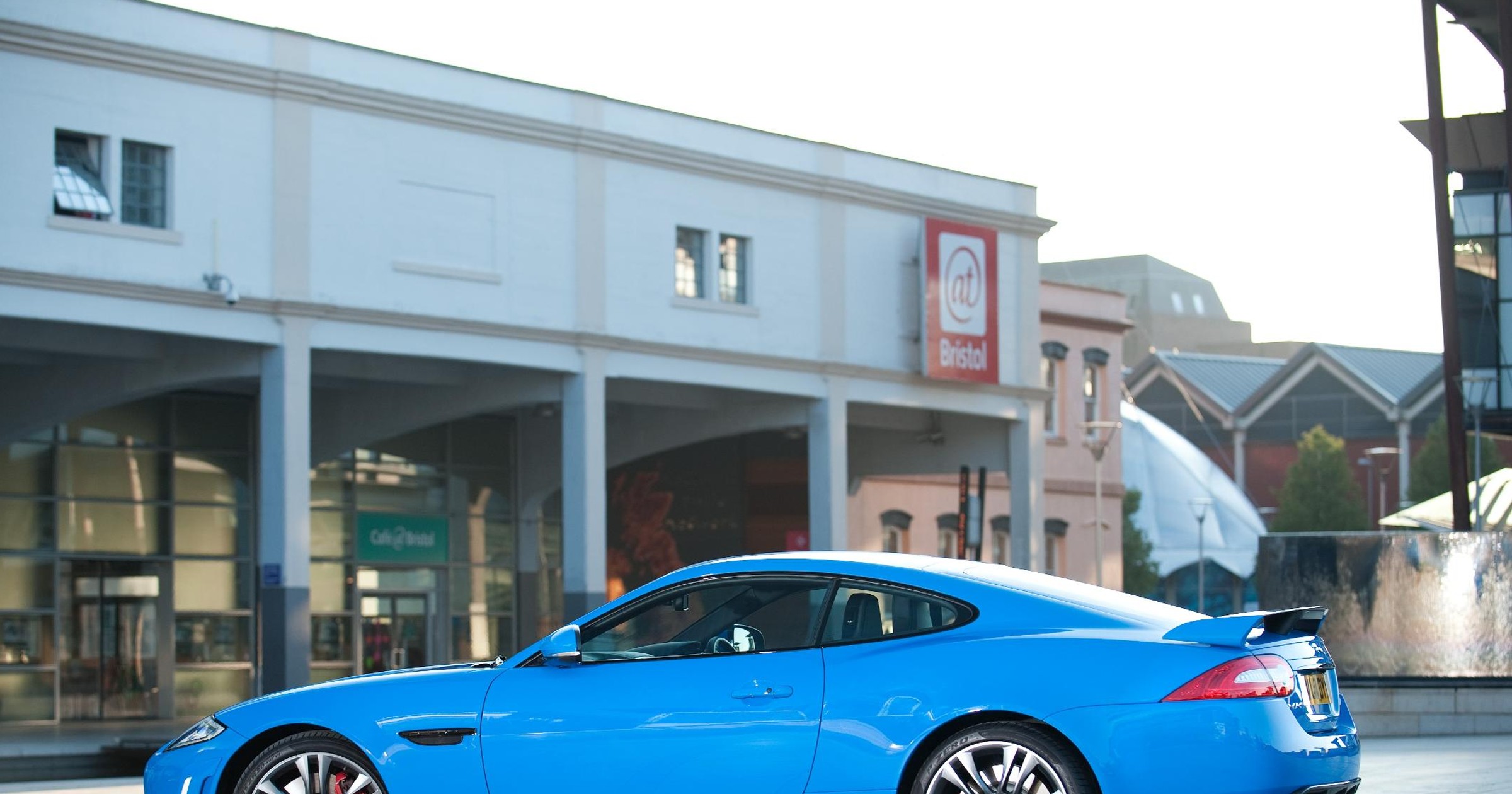 Jaguar XKR-S