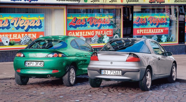 Ford Puma kontra Opel Tigra: szalone lata 90. - z archiwum Auto Świata