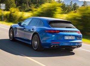 Porsche Panamera Turbo Sport Turismo - praktyczniejsze i nadal prestiżowe