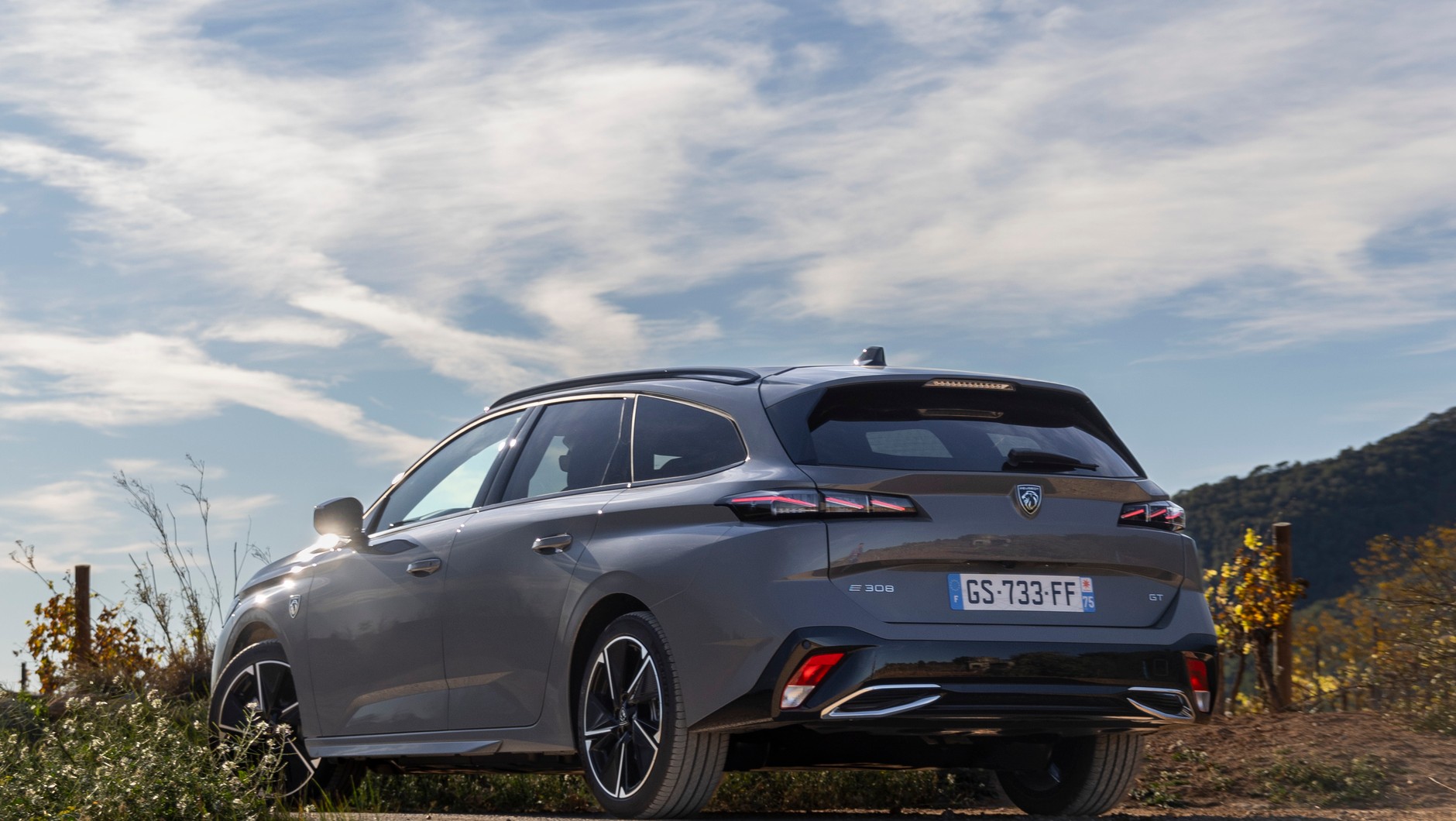 2024 Peugeot E-308