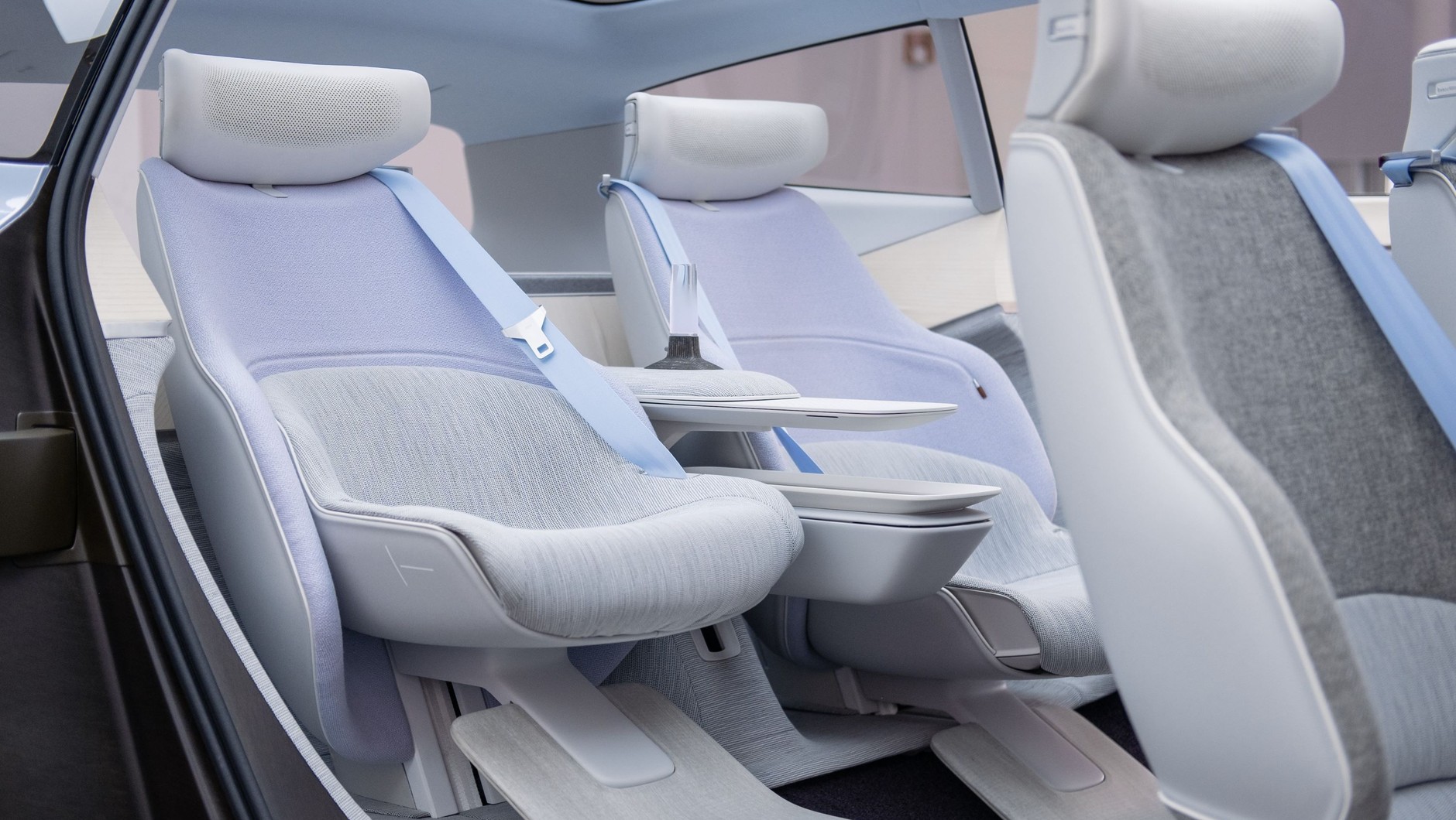 Volvo Concept Recharge