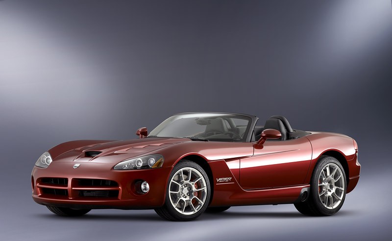 Dodge Viper SRT10: model 2008 już w produkcji (wideo)