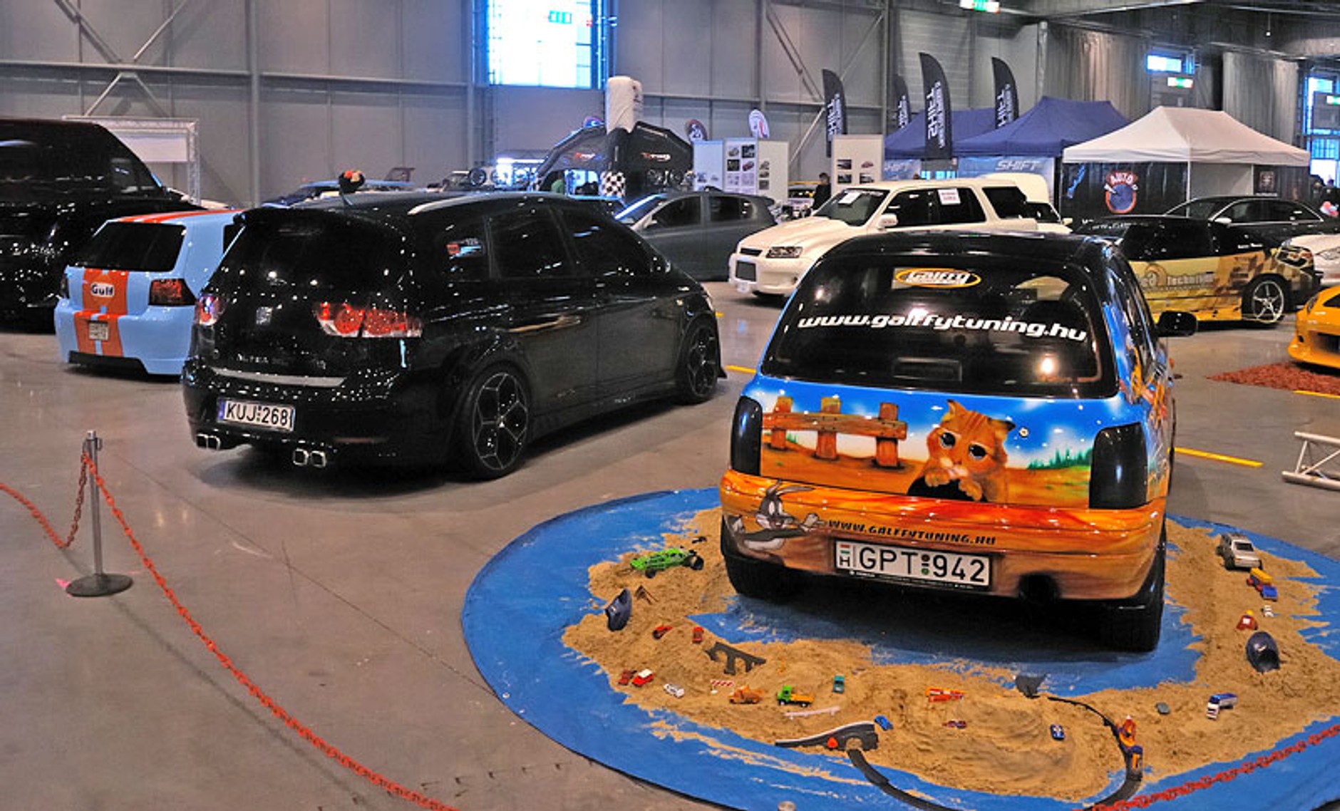 Tuning &amp; Custom Salon Brno 2009 (fotogaleria)