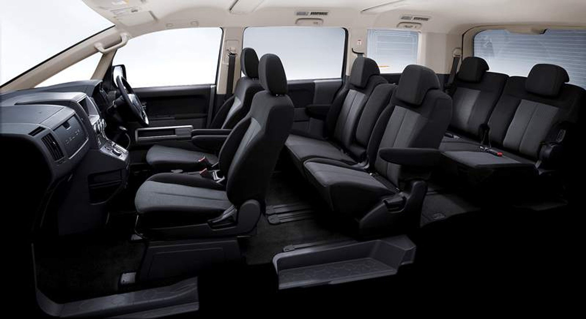 Mitsubishi Delica D:5 – nowe MPV z napędem na cztery koła