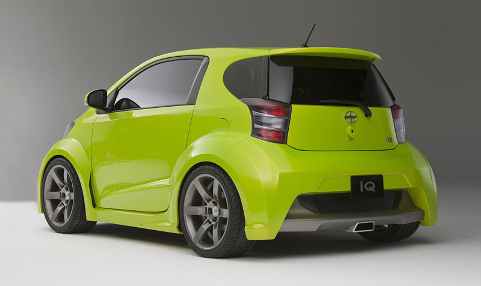 Scion iQ Concept: najmniejsza Toyota zmierza za ocean