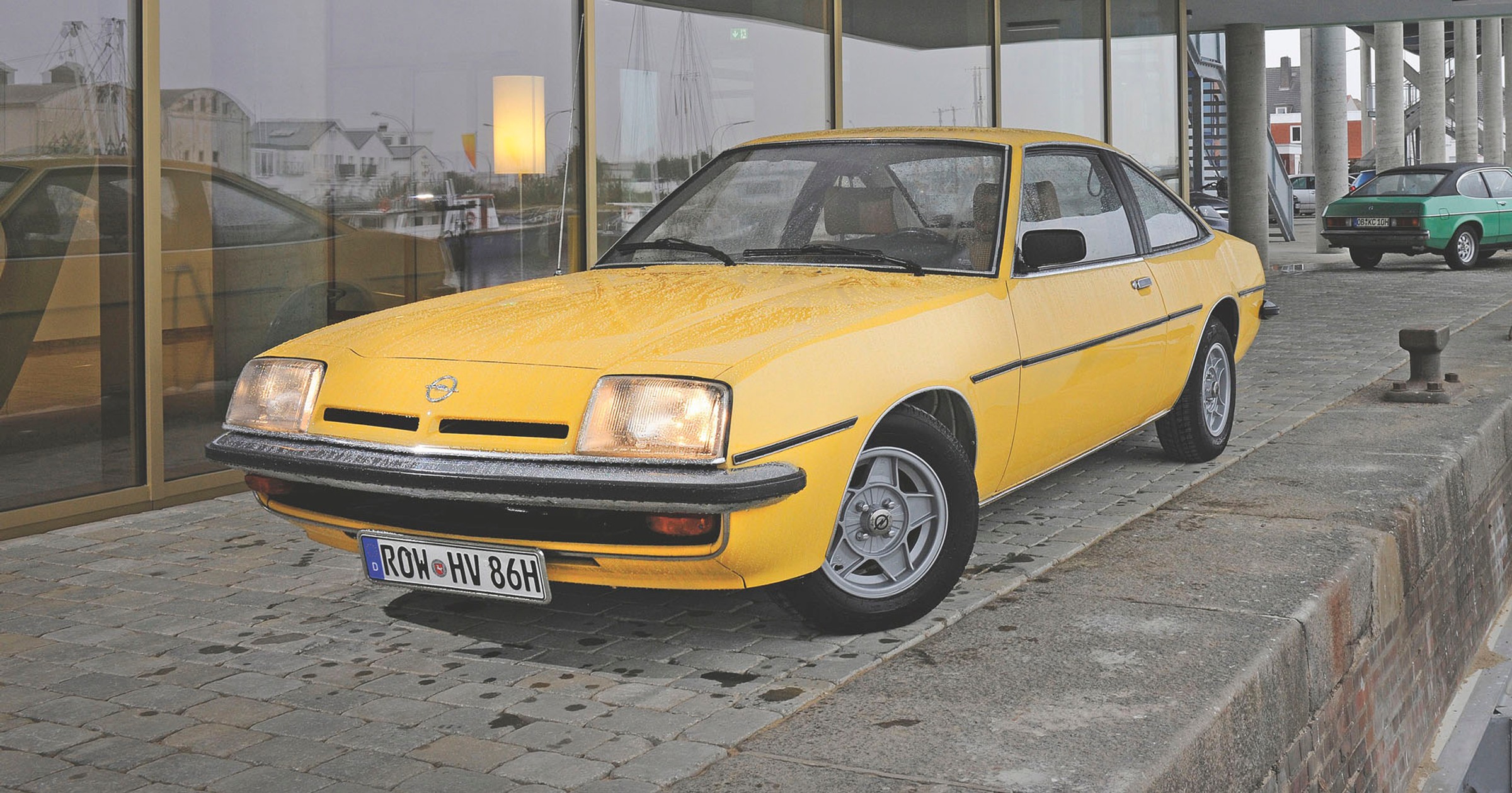 Opel Manta - błysk i grzmoty