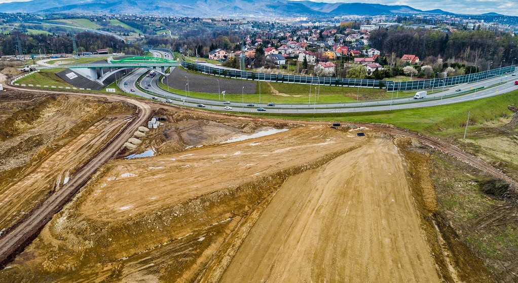 Niebezpieczny zakręt na drodze S1