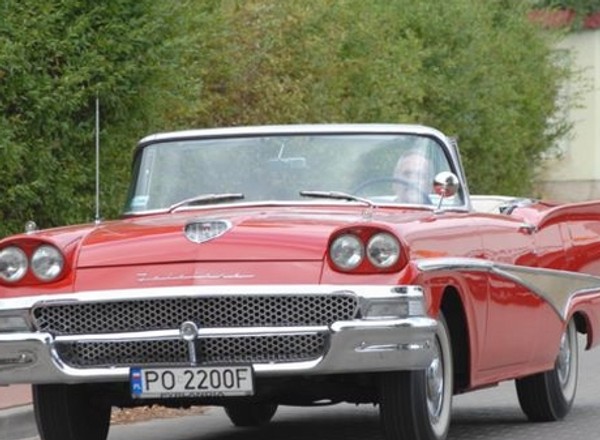 Skrzydlaty olbrzym z 1958 roku