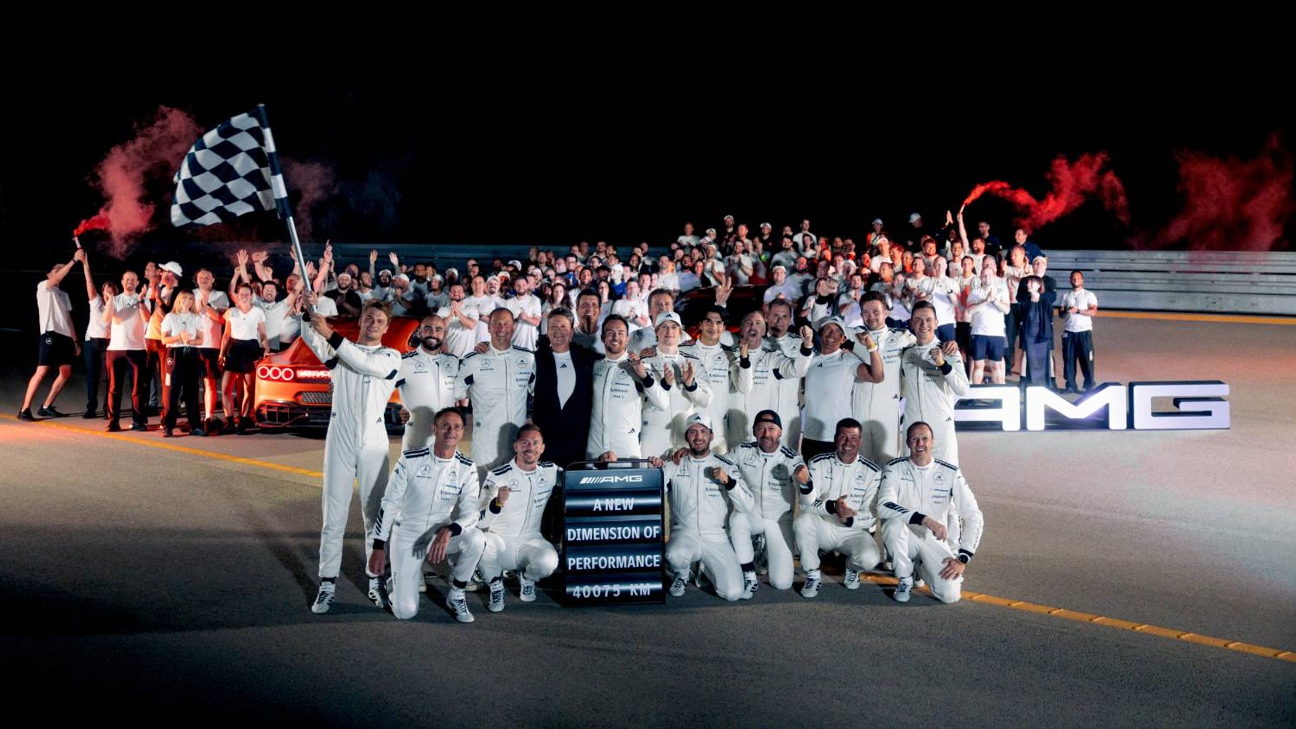 CONCEPT AMG GT XX na torze Nardo