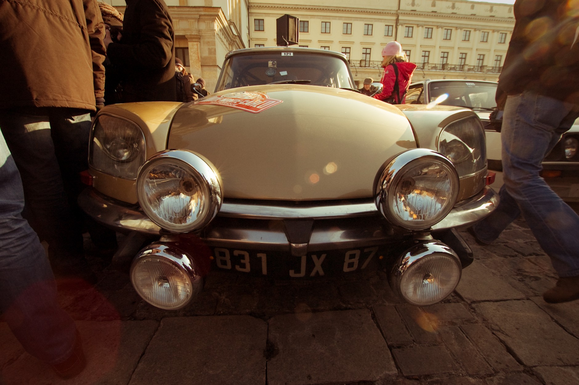 Monte Carlo 2012: Zabytkowe rajdówki na Placu Teatralnym