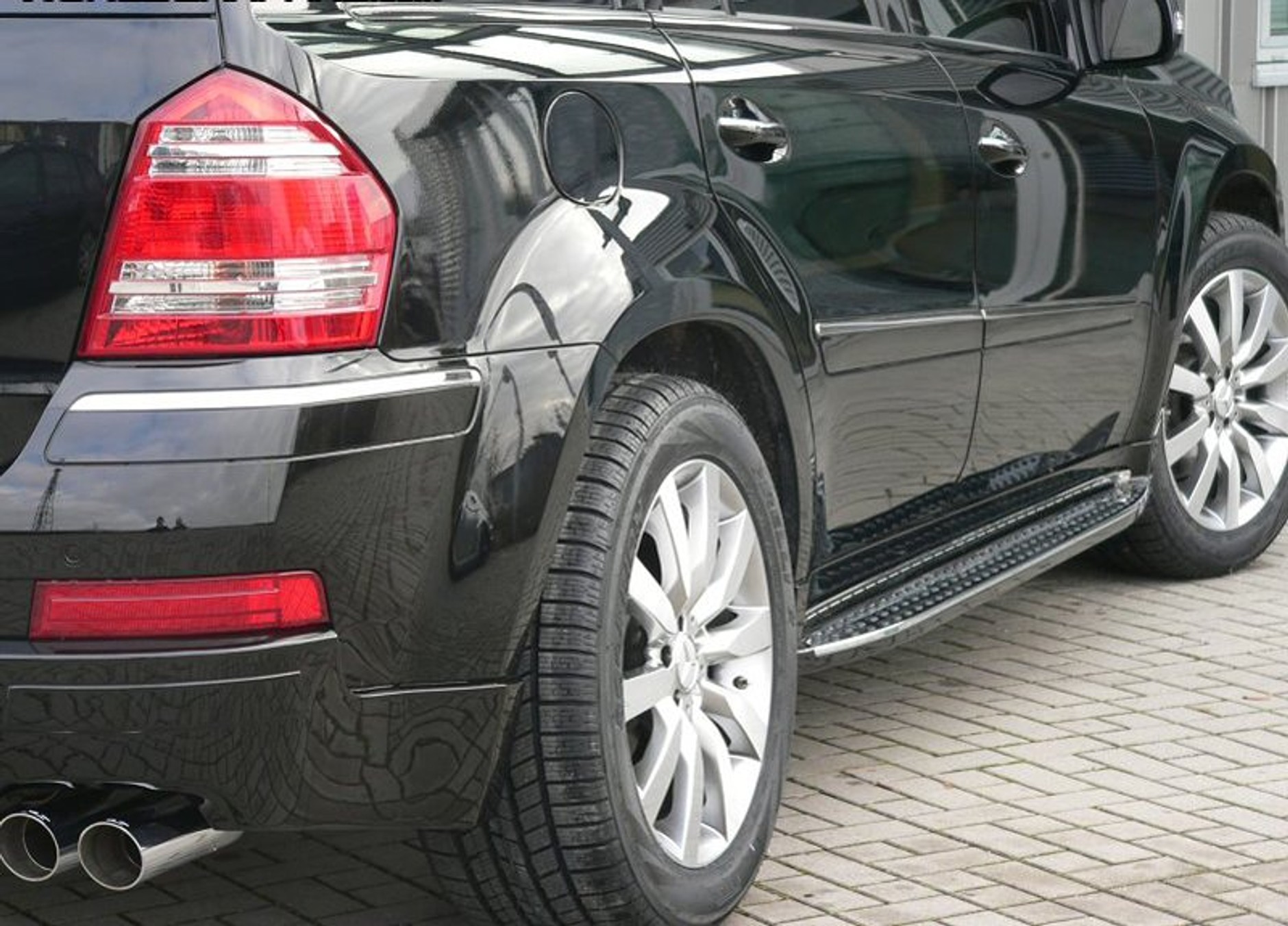 ART X64: Mercedes-Benz GL