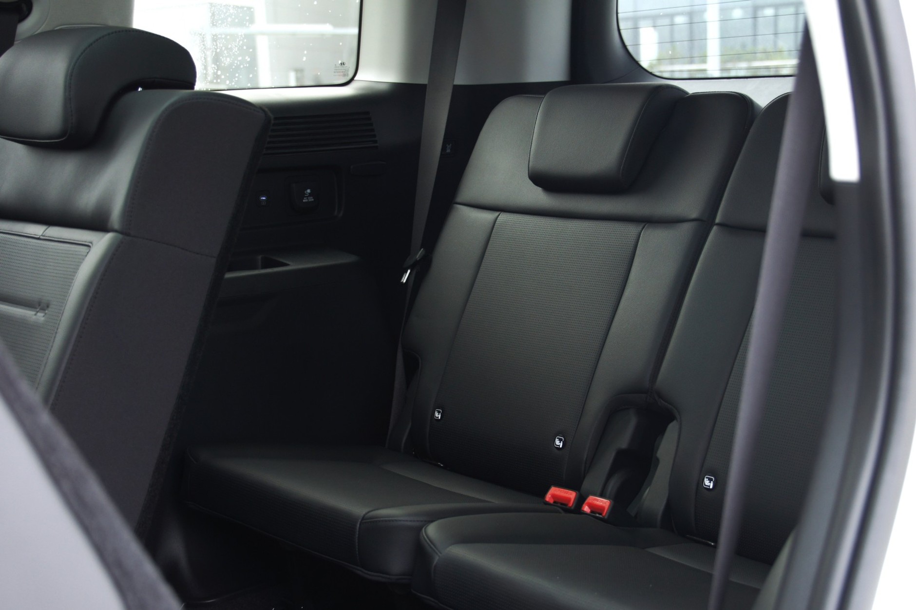 Hyundai Santa Fe Hybrid