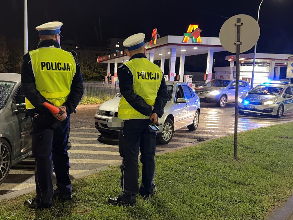 Stołeczni policjanci przeprowadzili akcję wymierzoną w uczestników nielegalnych wyścigów