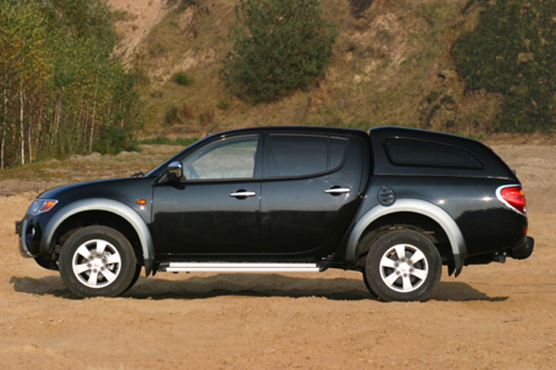 Mitsubishi L200 - Sprawny na każdej drodze