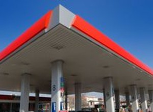 PKN Orlen, Unipetrol i Benzina mecenasami w Karlovych Varach