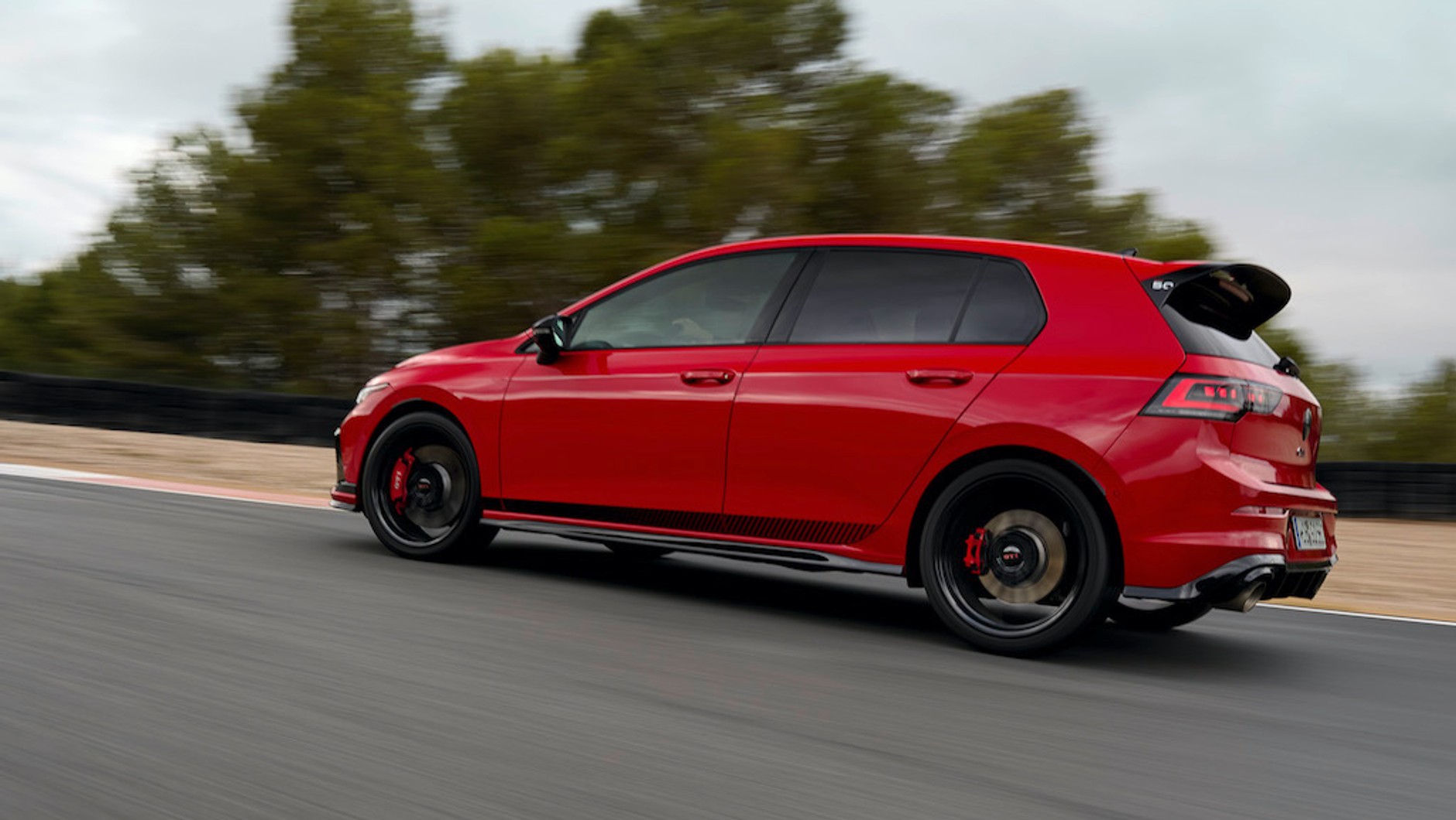 VW Golf GTI Edition 50