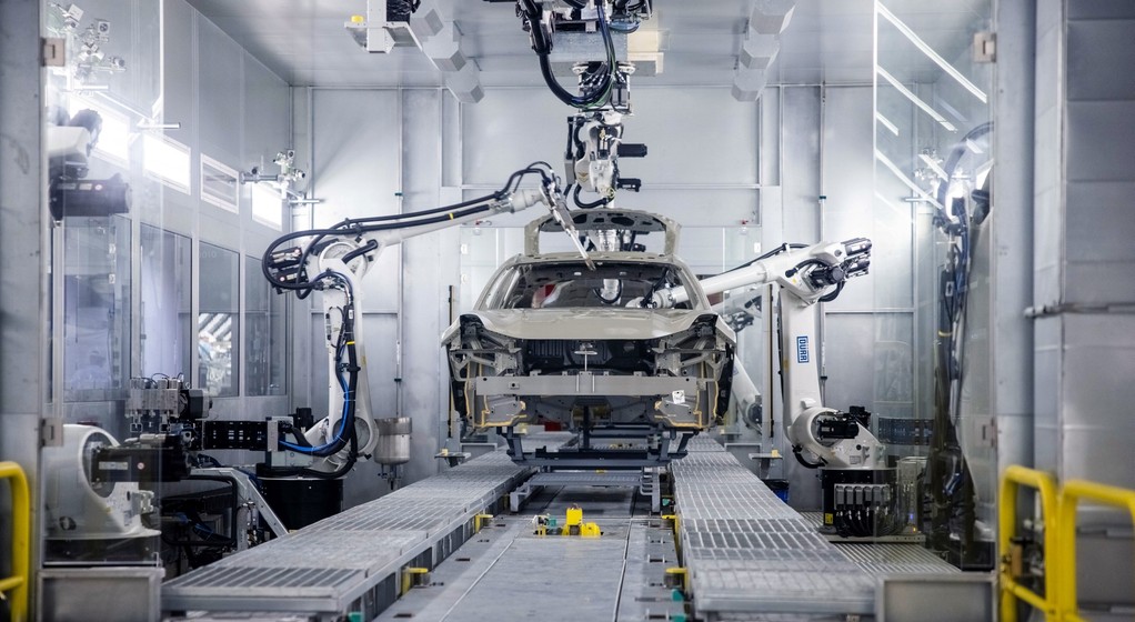 Zeekr 001 - elektryk z Chin z koncernu Geely