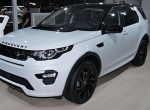 Paryż 2016: nowy Land Rover Discovery