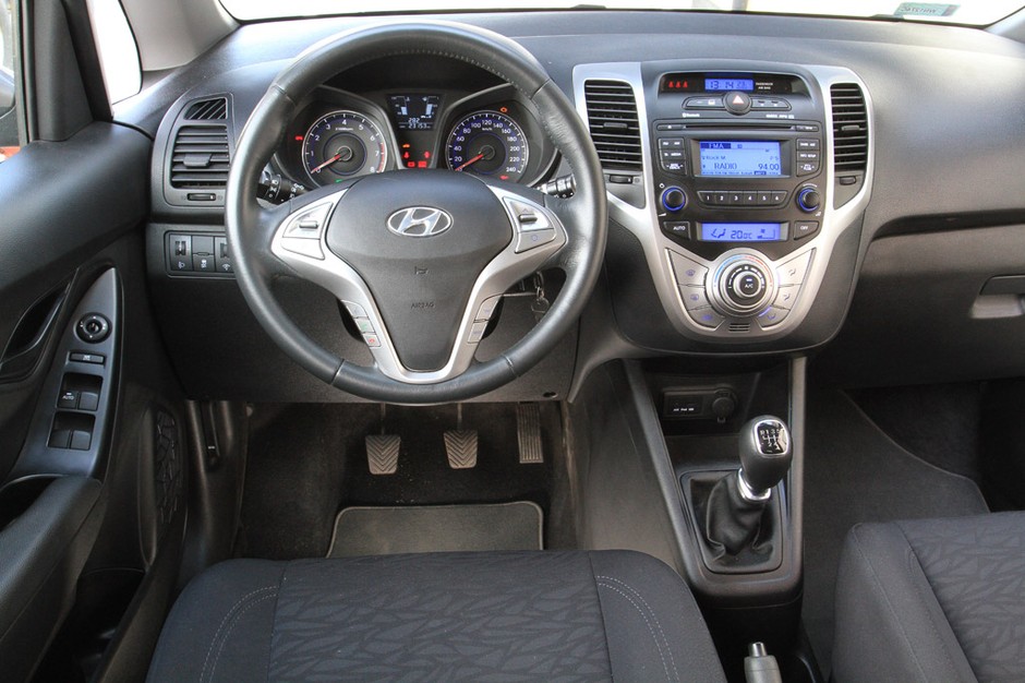 Toyota Verso S kontra Hyundai ix20 i Citroen C3 Picasso: czy to vany idealne na miasto?