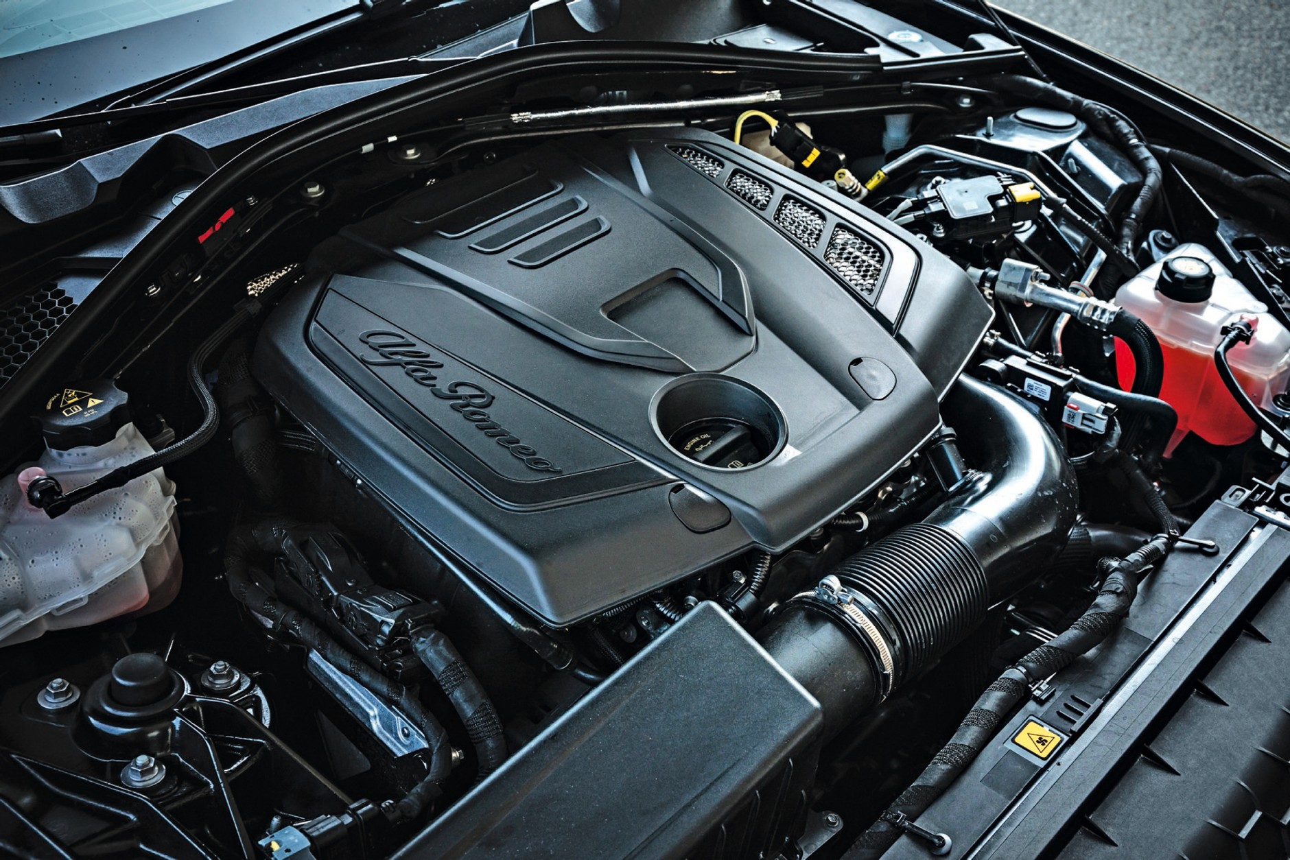 Porównanie: Alfa Romeo Giulia, Peugeot 508 i Renault Talisman