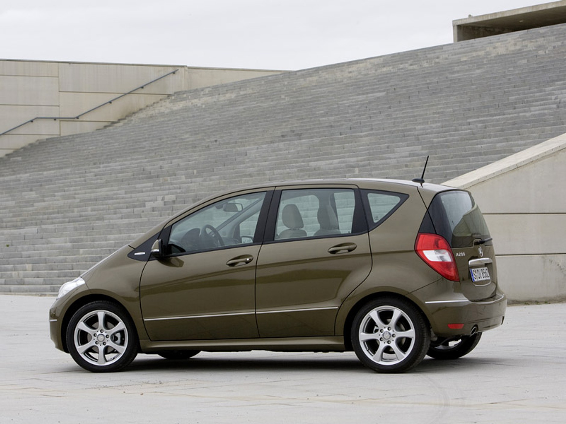 Mercedes-Benz: nowa A-Klasa będzie produkowana na Węgrzech