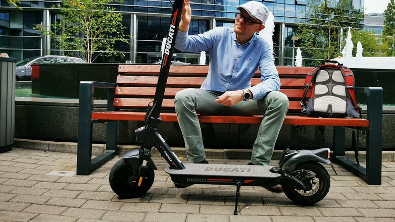 Przez tydzień jeździłem Ducati. Elektrycznym mini-Ducati