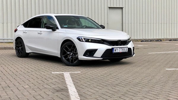 Nową Hondę Civic szybko polubisz. To hybryda dla dynamicznego kierowcy
