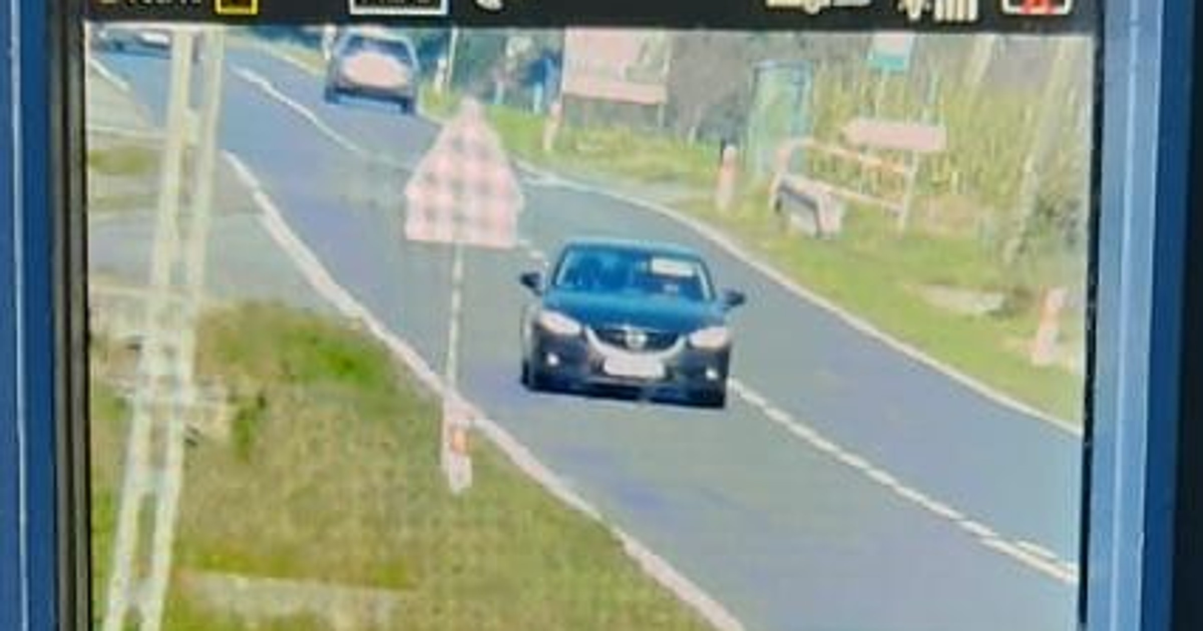 53-latek przekroczył prędkość, stracił prawo jazdy i dostał mandat